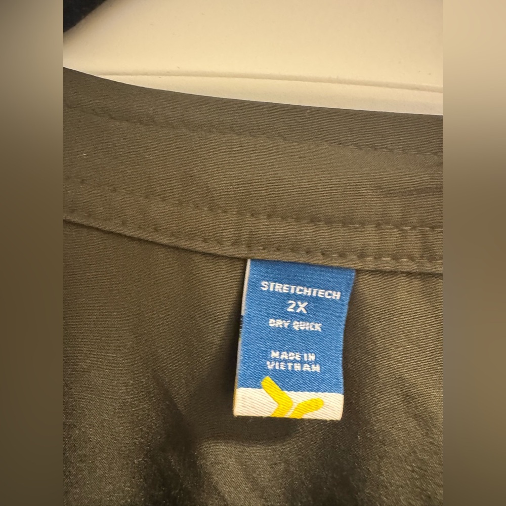 Old navy romper size 2x NWT - Picture 3 of 3